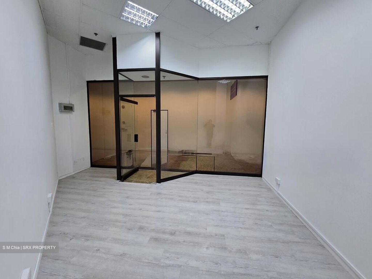 The Riverwalk / Riverwalk Apartments (D1), Office #495833171